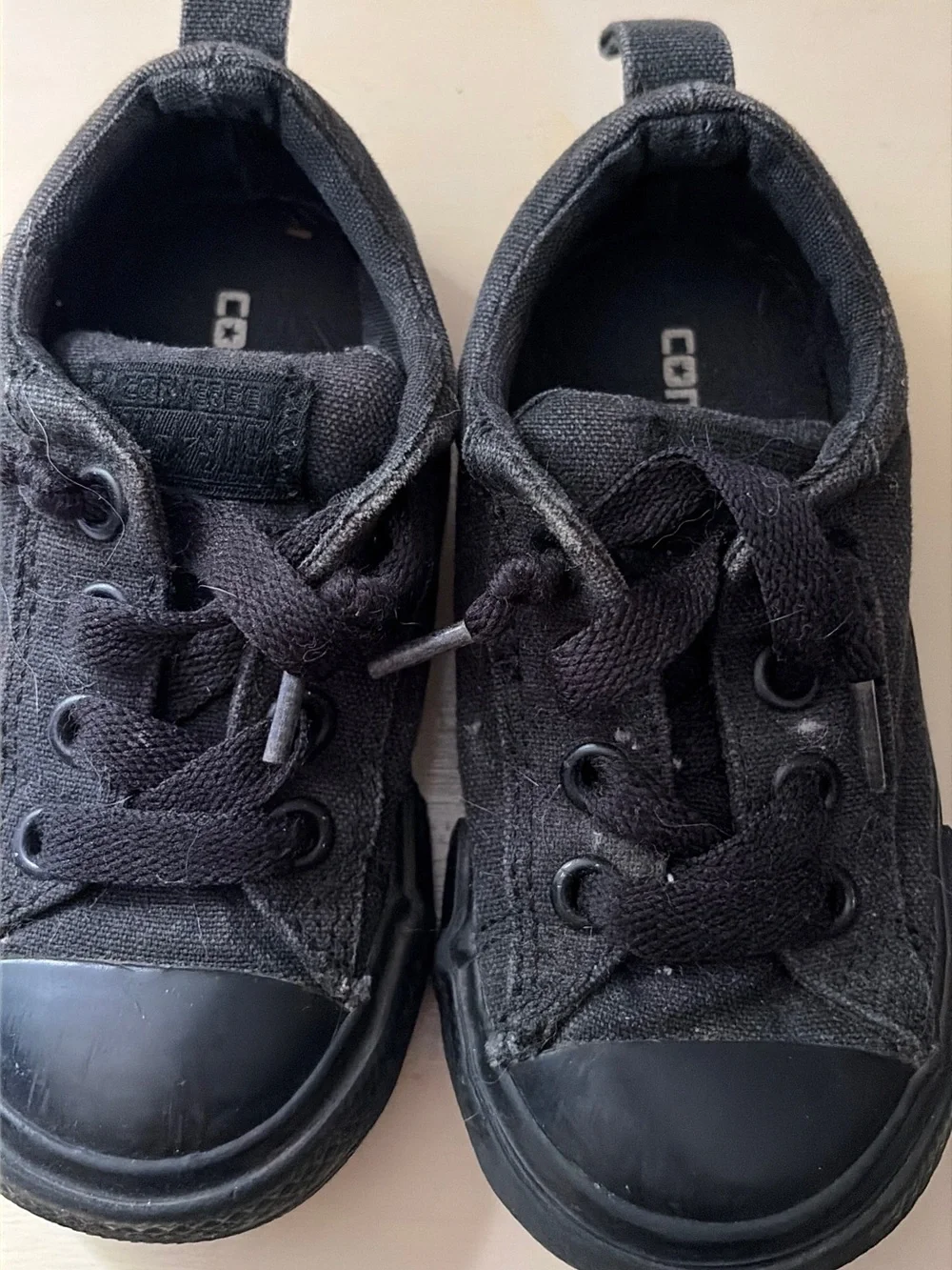 Converse black canvas